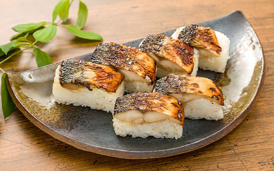 Bo-zushi <br>(Grilled Mackerel <br>Pressed Sushi)