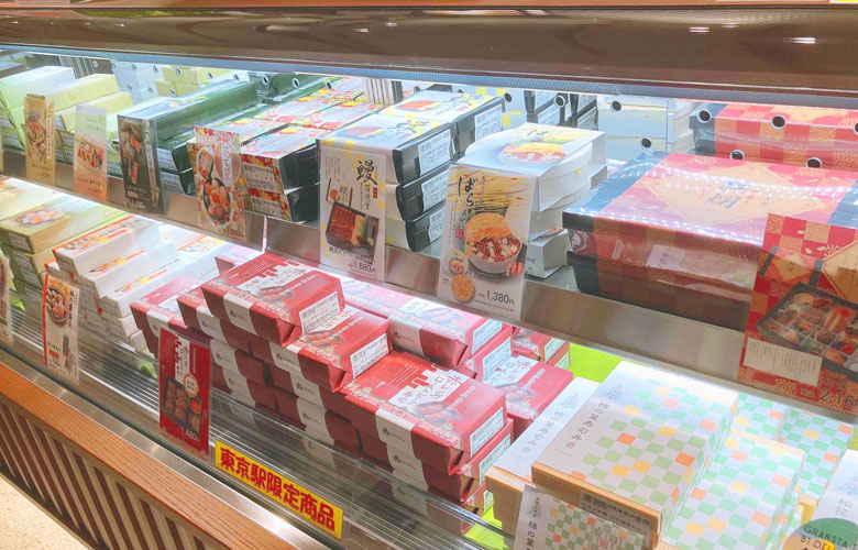 ゐざさ茶屋グランスタ東京店　柿の葉寿司・お弁当